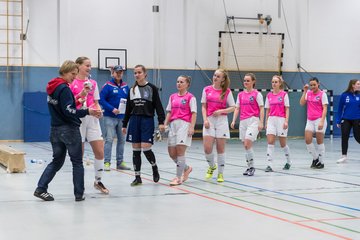 Bild 70 - F Loewinnen Hallen Cup